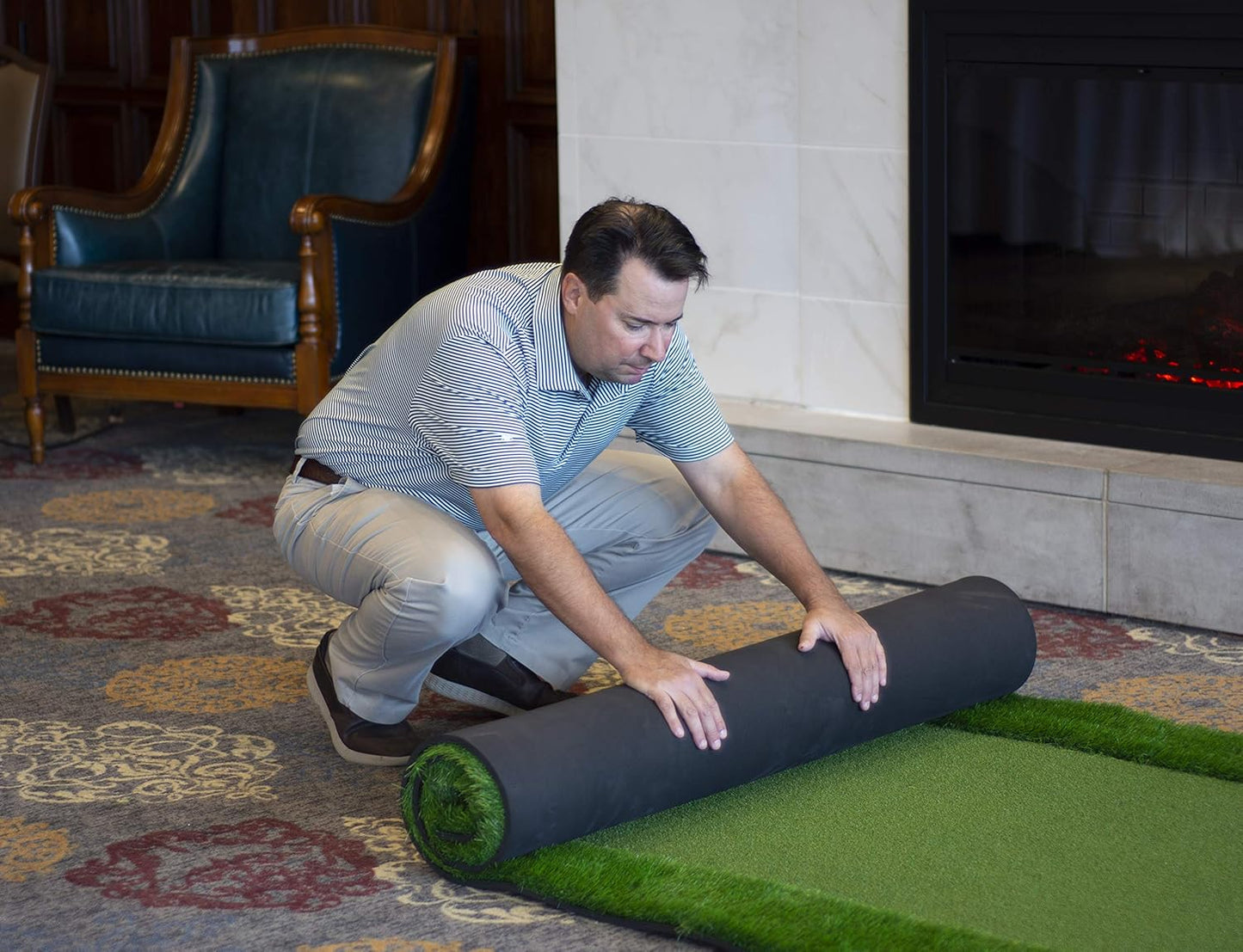 Professional Large Realistic Putting Training Mat, 3 Feet by 10 Feet Green